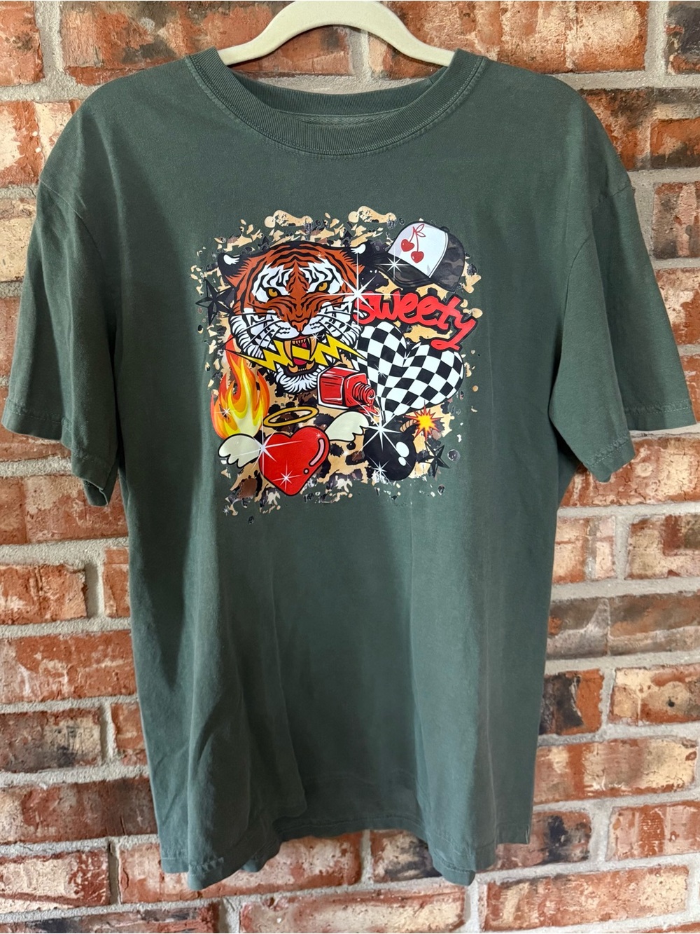 Comfort Colors Green Graphic Tiger Heart Short Sleeve Tee